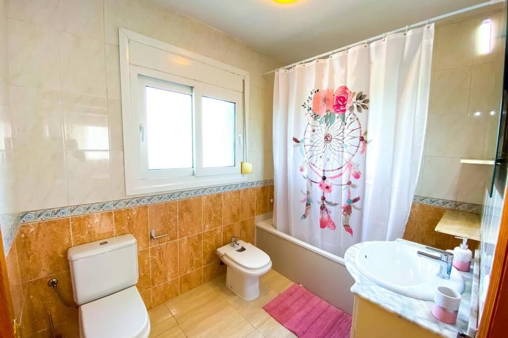 Casa La Llacuna: Casa En El Corazon Del Delta El Poblenou del Delta Luaran gambar